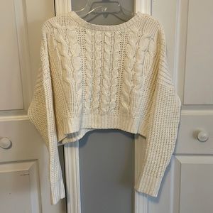 White Arizona jean co cropped long sleeve